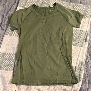 Women’s Zella Olive green t shirt